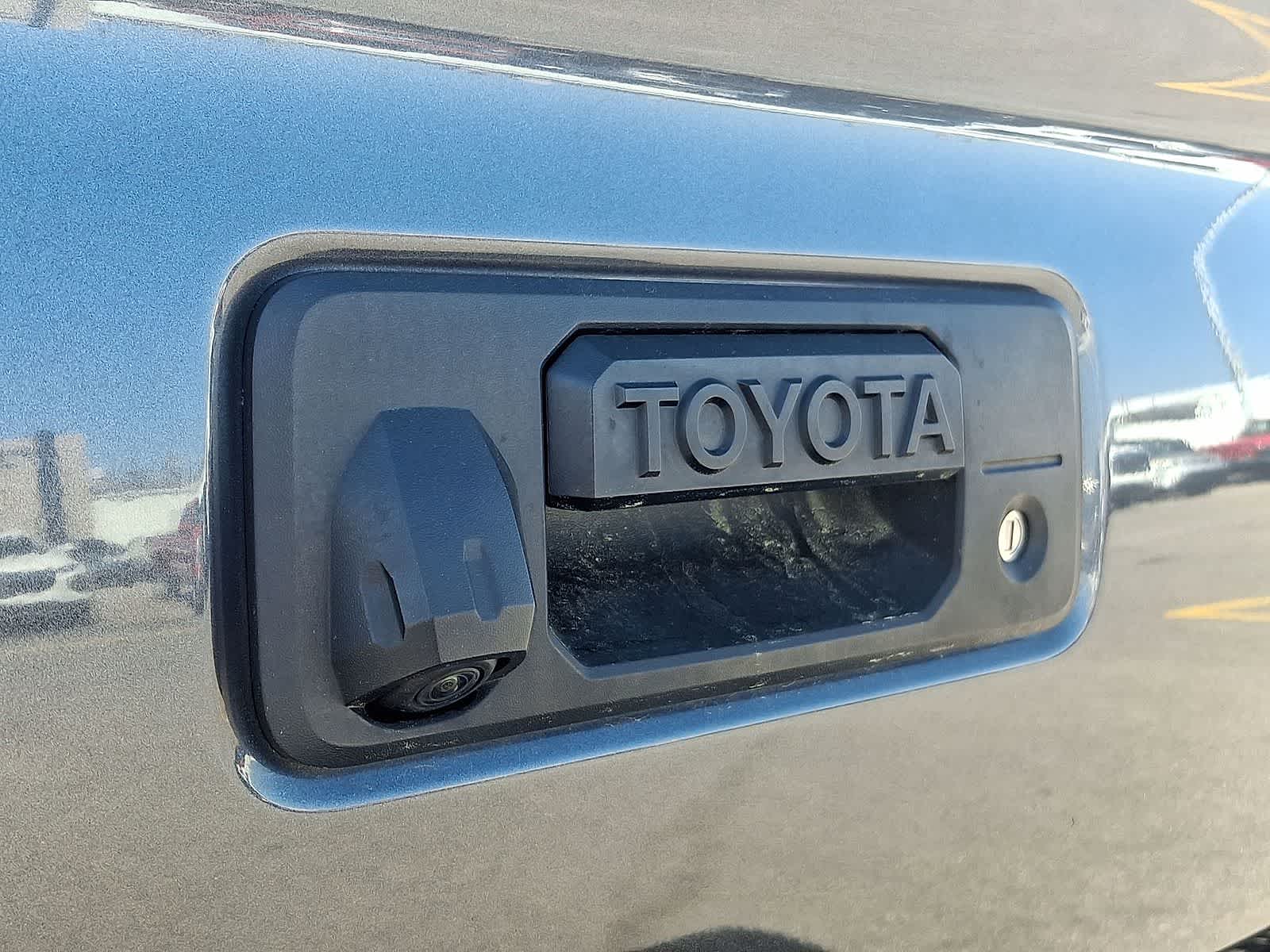 Thumbnail: 2023 Toyota Tacoma - 35