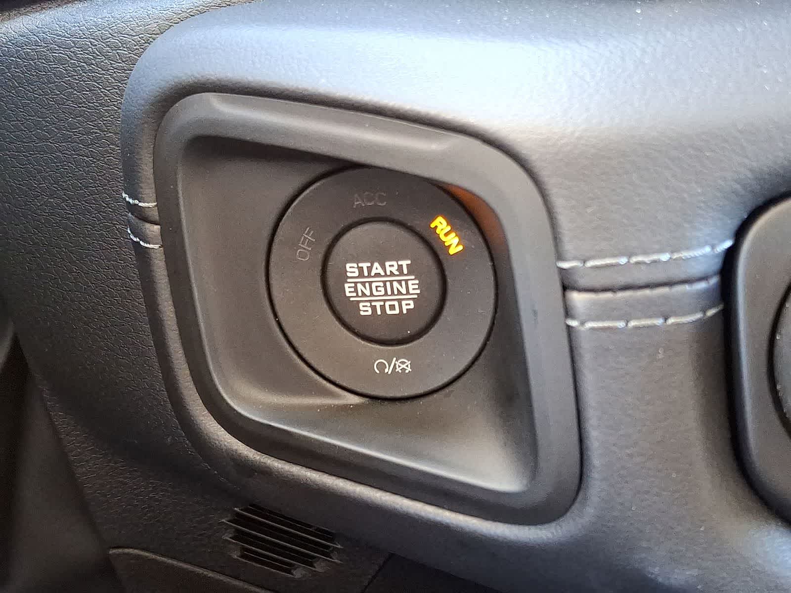 Thumbnail: 2025 Jeep Wrangler - 22