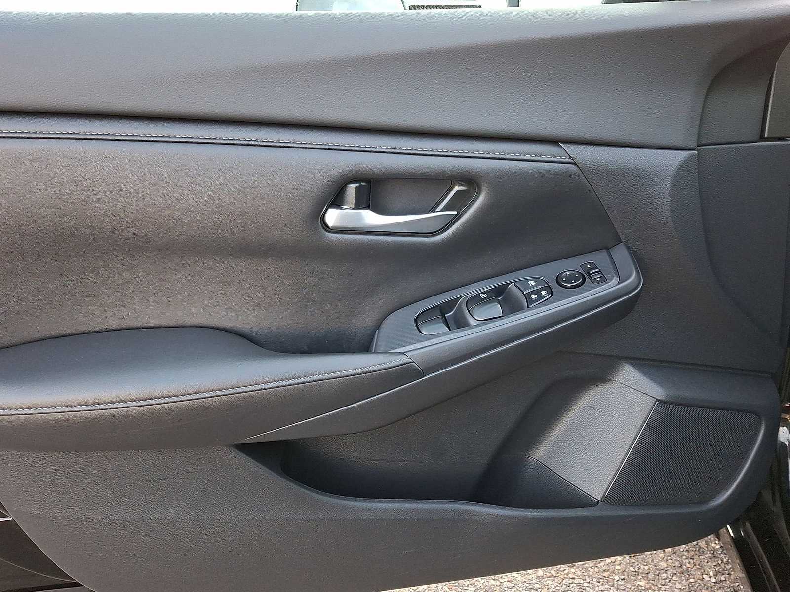 Thumbnail: 2021 Nissan Sentra - 26