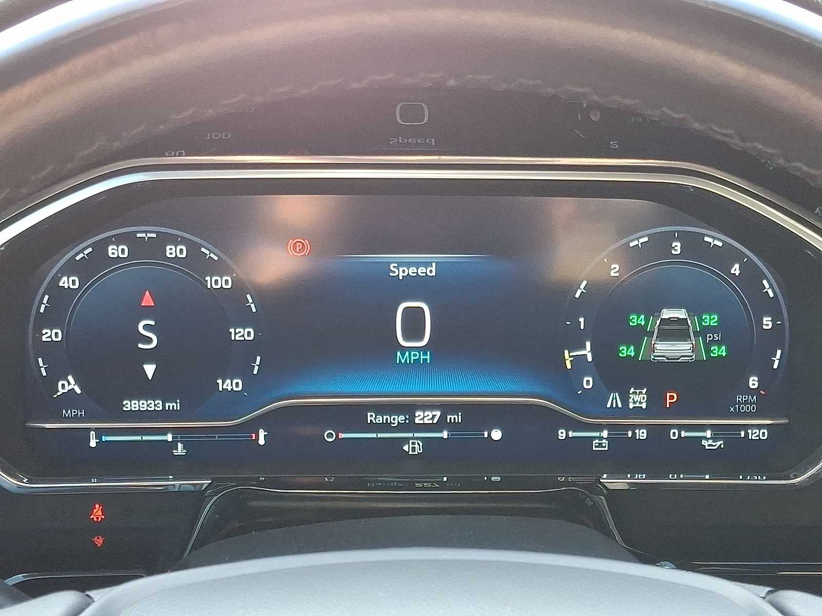 Thumbnail: 2022 Chevrolet Silverado 1500 - 17