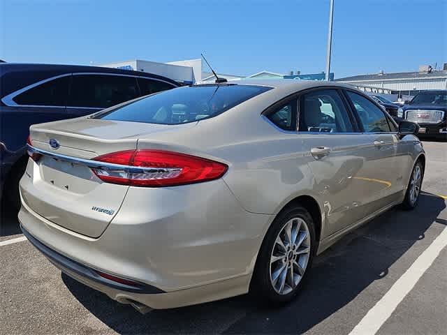 Thumbnail: 2017 Ford Fusion - 4