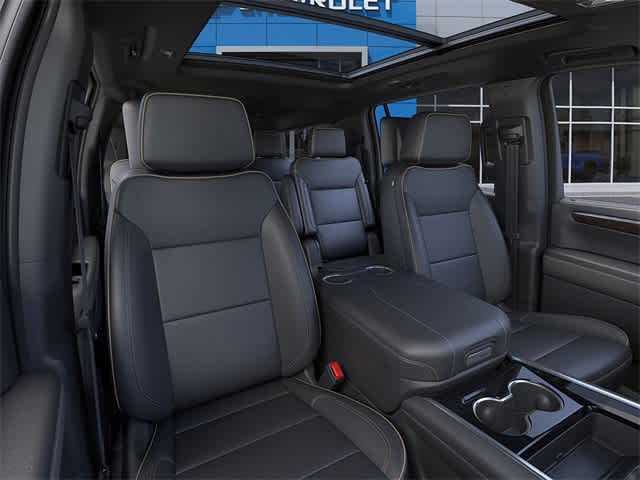 2025 Chevrolet Suburban Premier 16