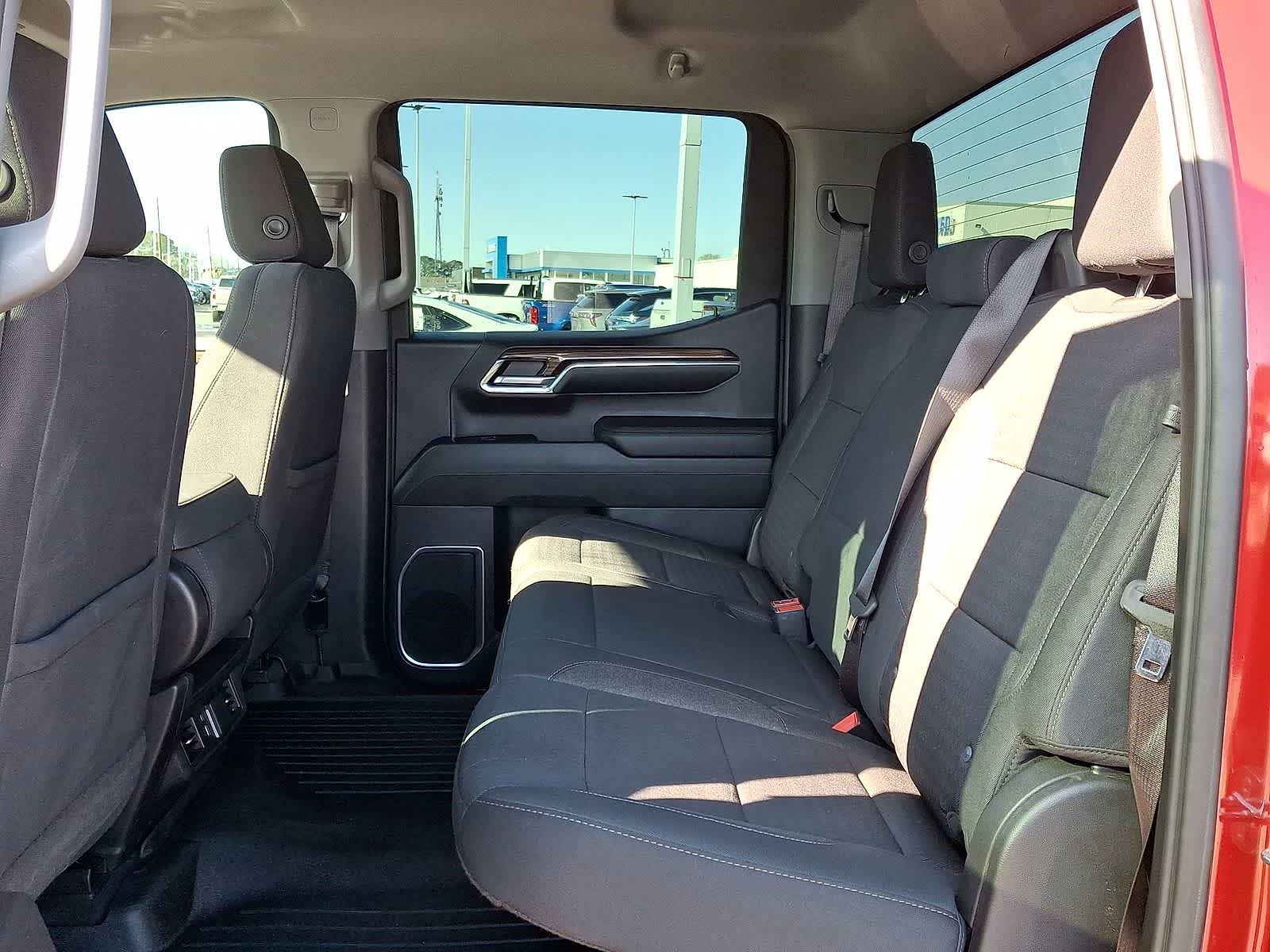 Thumbnail: 2023 Chevrolet Silverado 1500 - 29