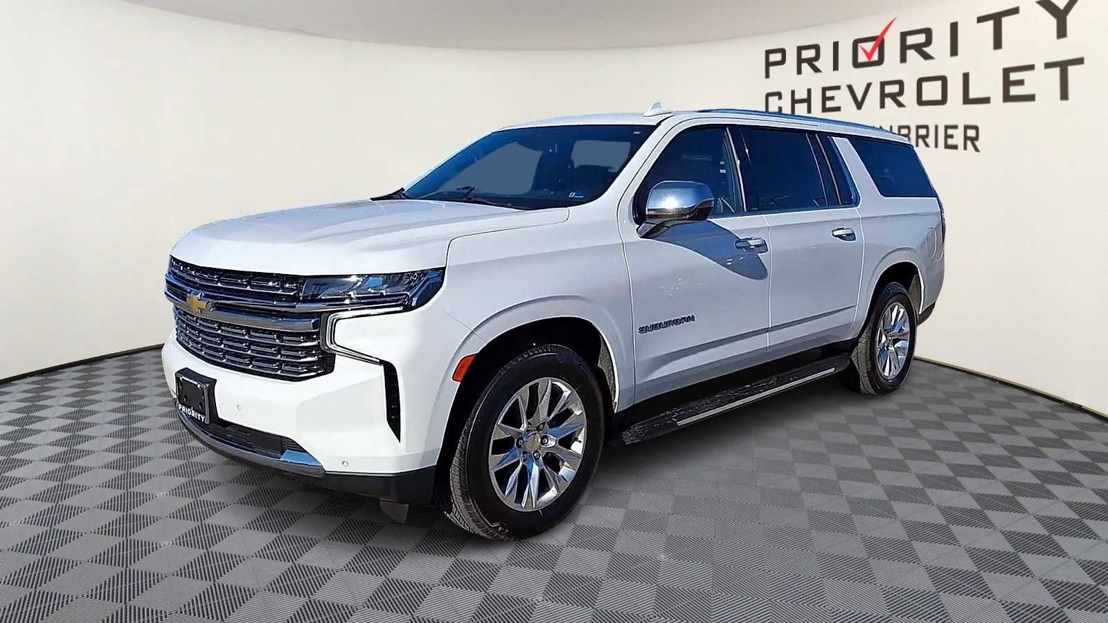 Thumbnail: 2023 Chevrolet Suburban - 4