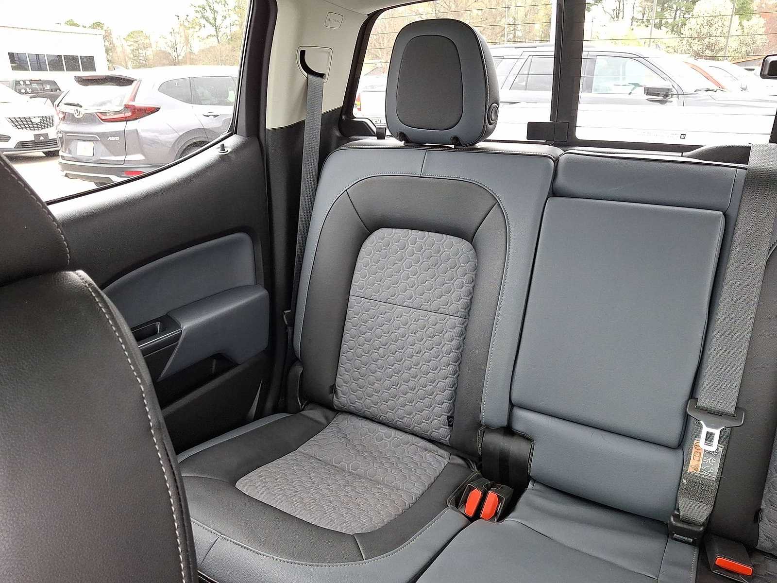 Thumbnail: 2018 Chevrolet Colorado - 13