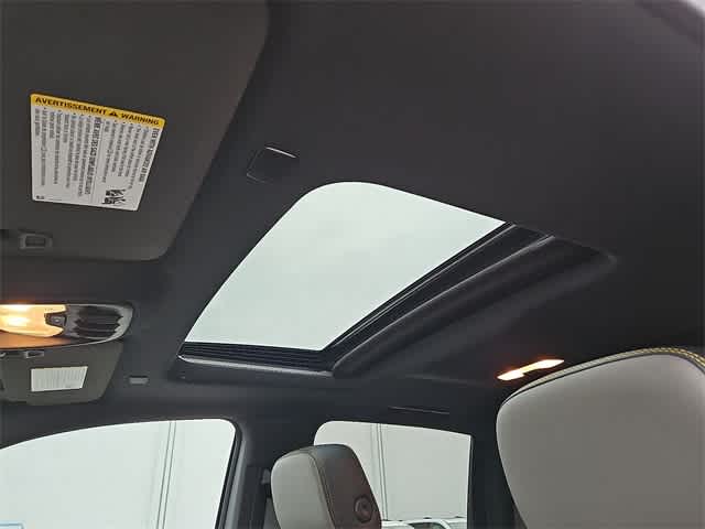 Thumbnail: 2026 Chevrolet Colorado - 13