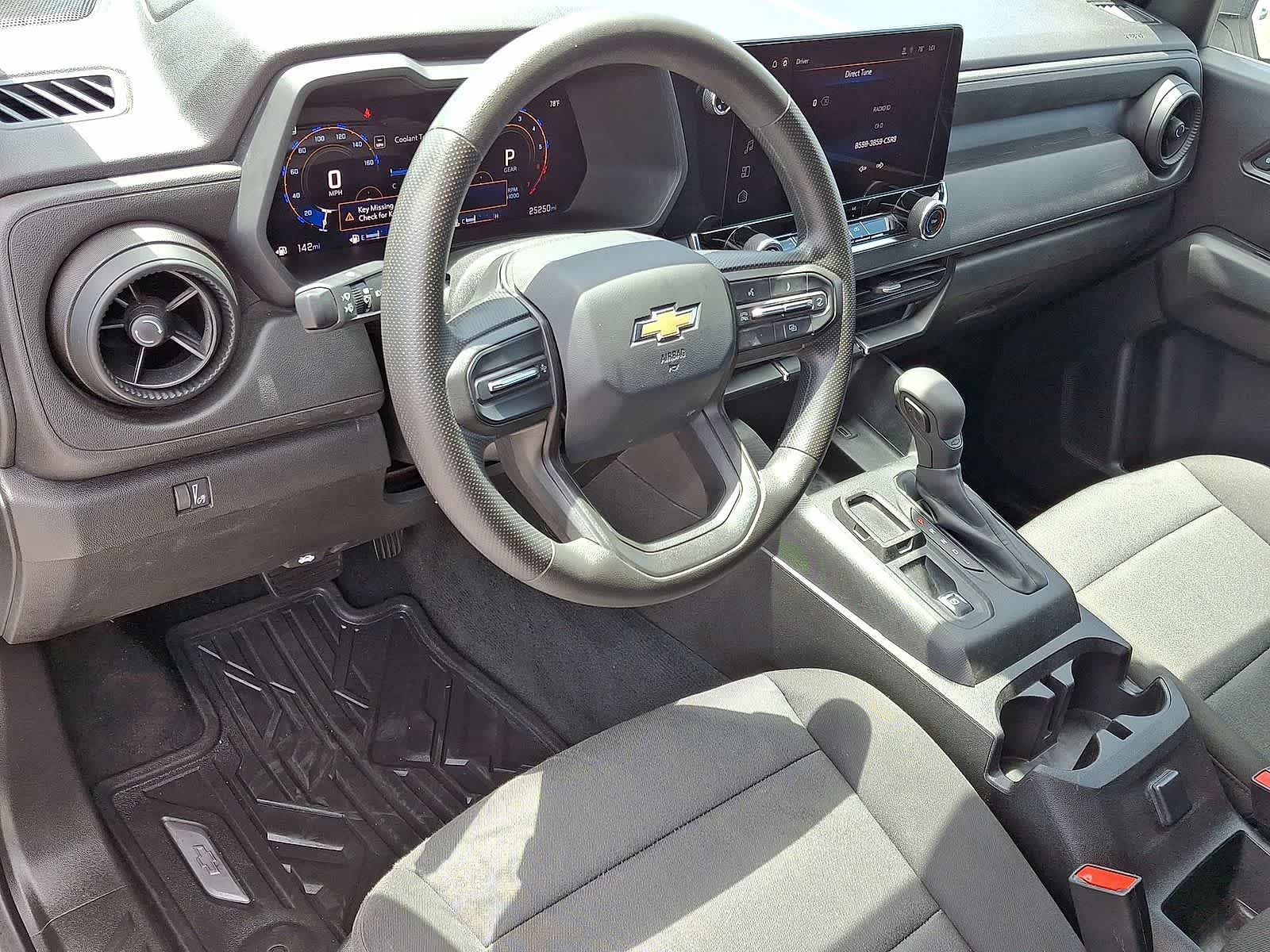 Thumbnail: 2024 Chevrolet Colorado - 16
