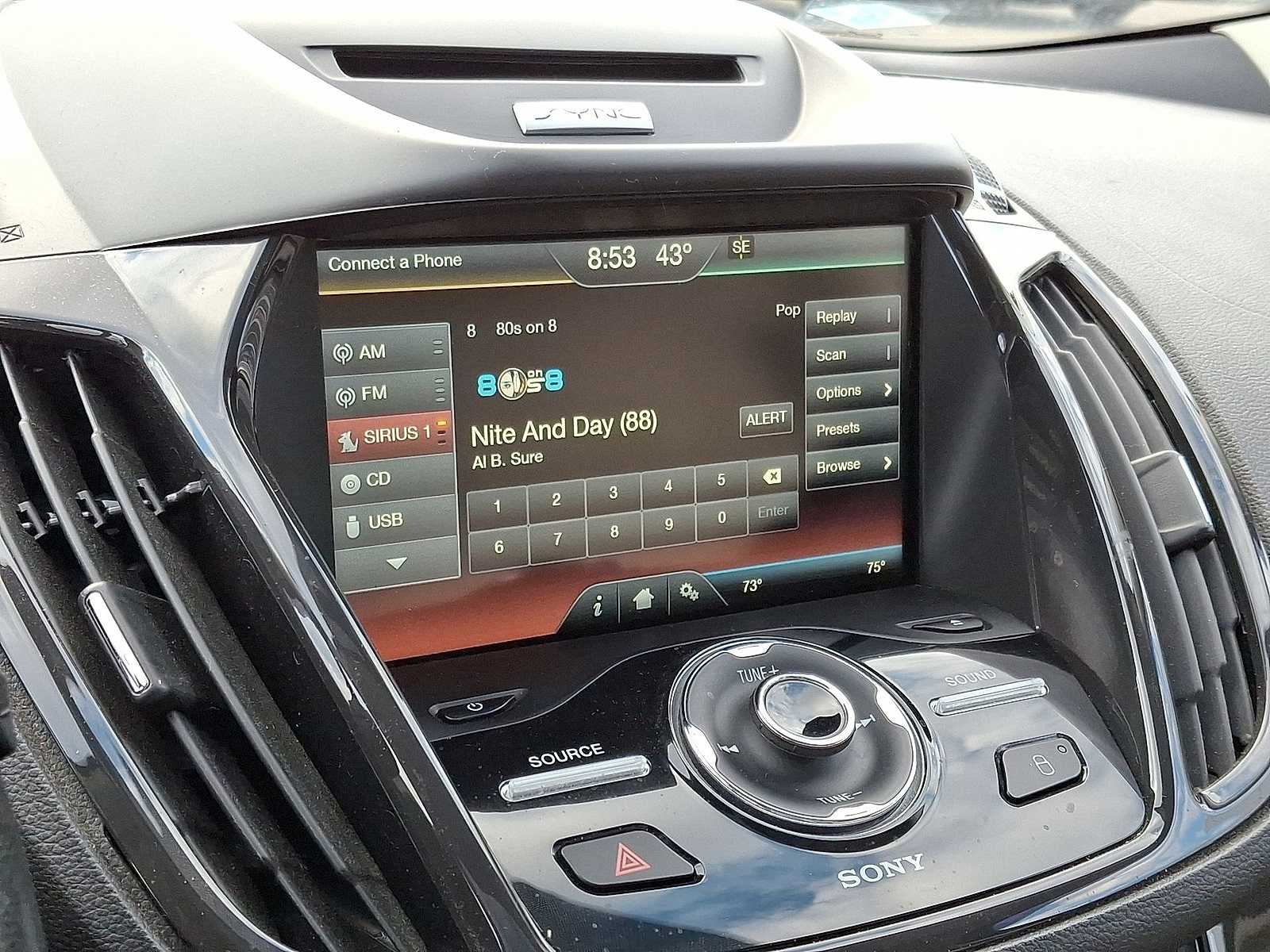 Thumbnail: 2015 Ford Escape - 19