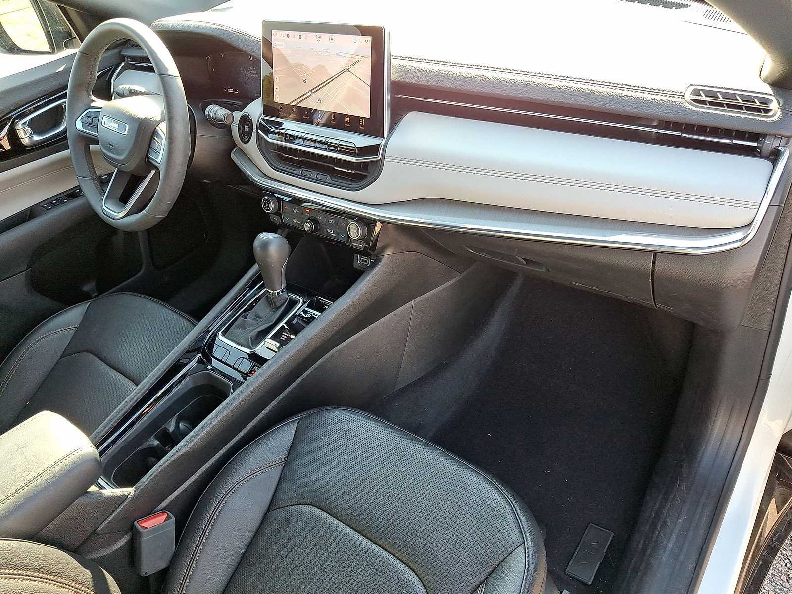 Thumbnail: 2024 Jeep Compass - 34