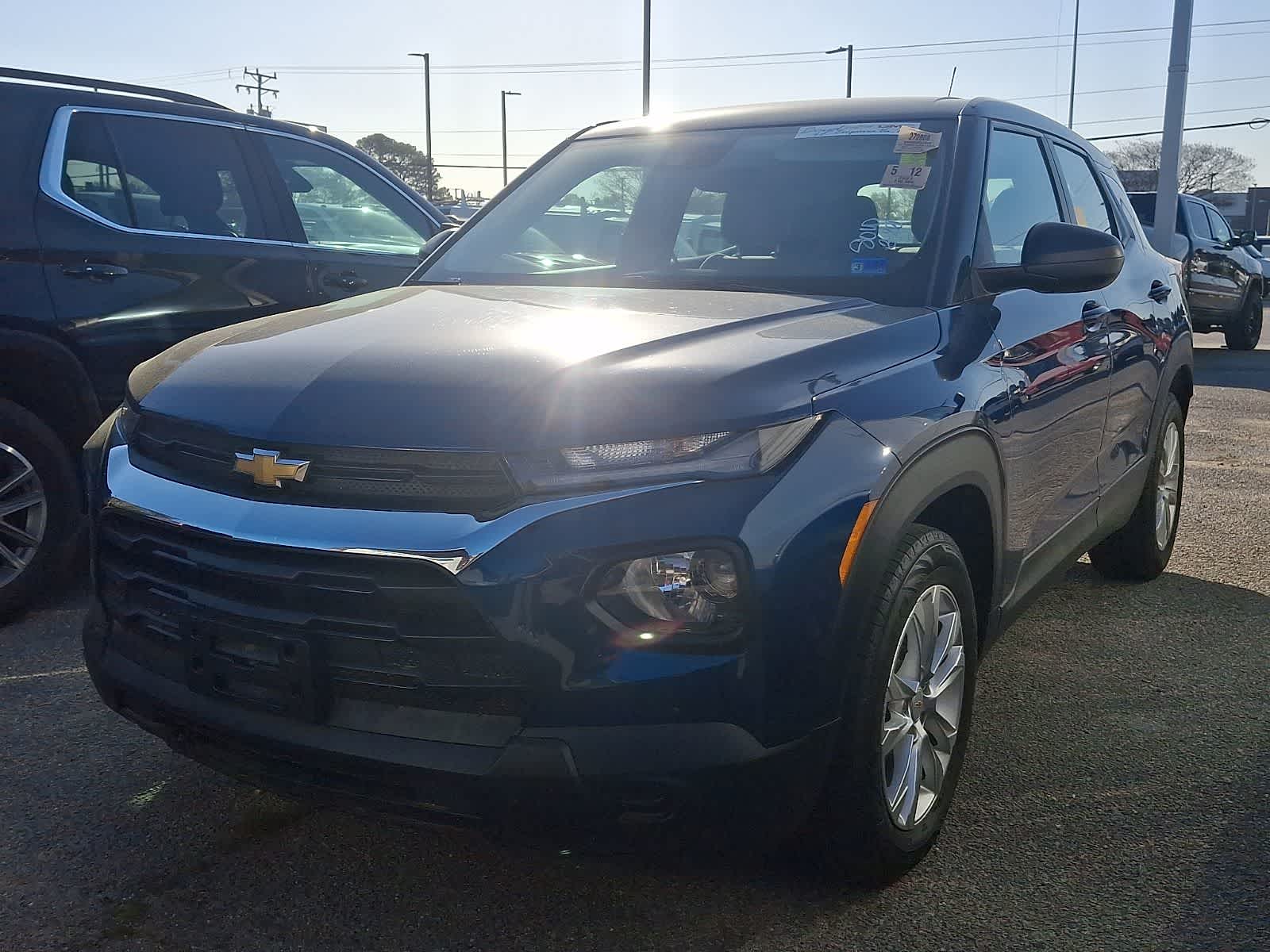 Thumbnail: 2021 Chevrolet TrailBlazer - 2