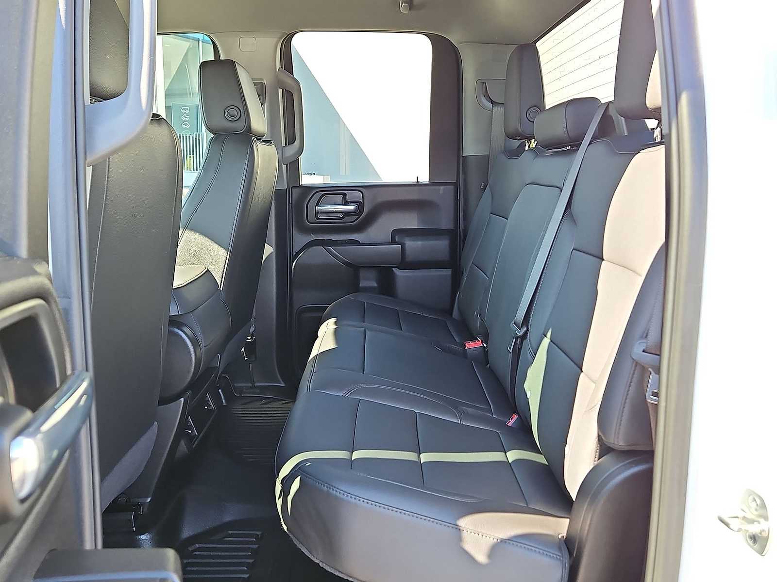 Thumbnail: 2025 Chevrolet Silverado 2500 - 26