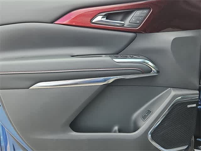 Thumbnail: 2026 Chevrolet Traverse - 11