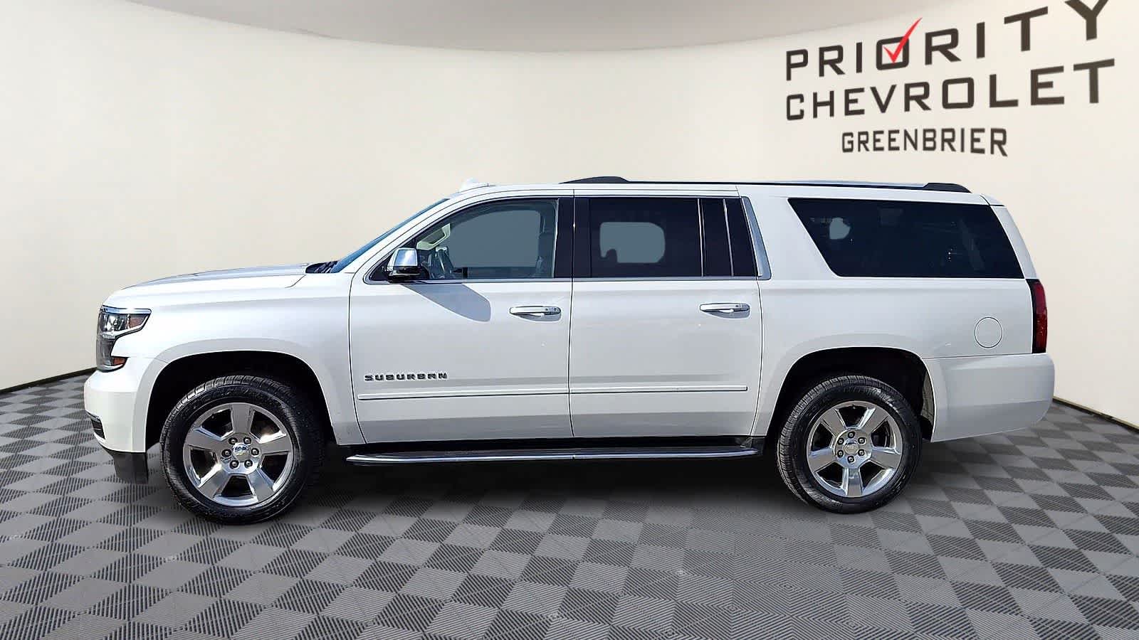 Thumbnail: 2018 Chevrolet Suburban - 5