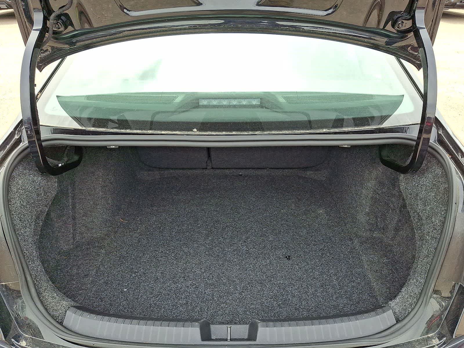 Thumbnail: 2024 Volkswagen Jetta - 28