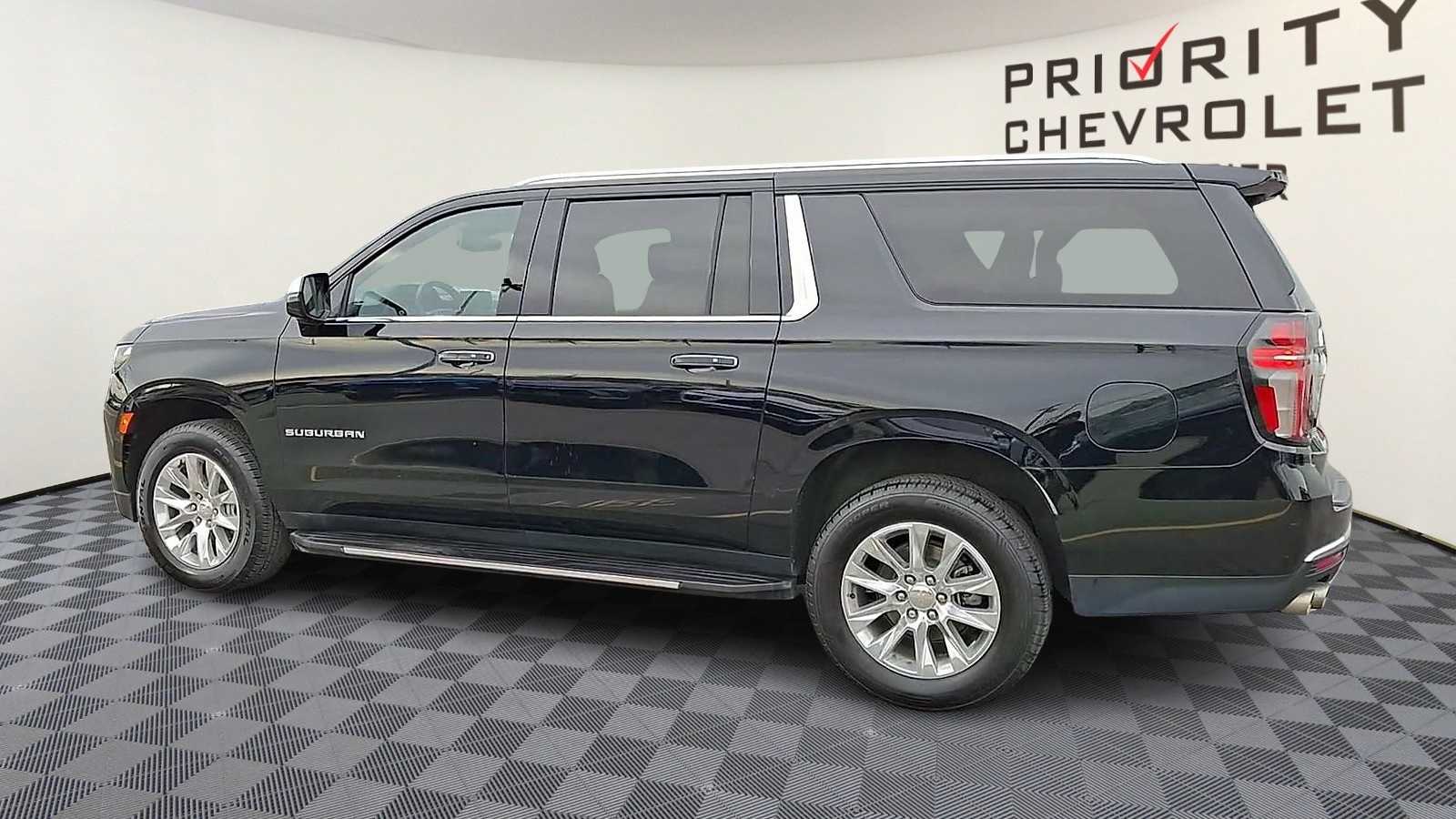 Thumbnail: 2024 Chevrolet Suburban - 6