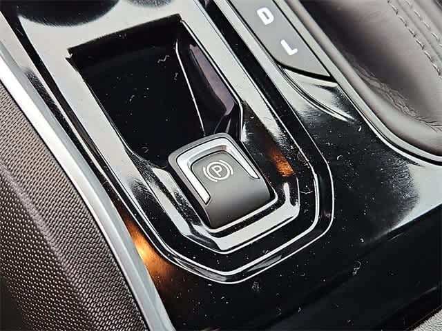 Thumbnail: 2026 Chevrolet Colorado - 21