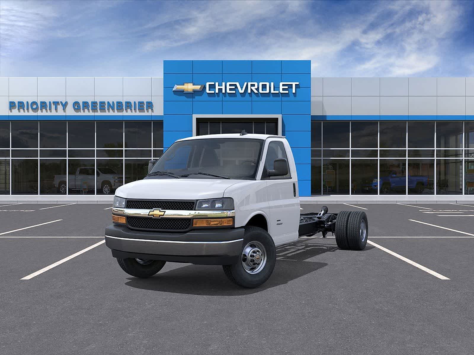 Thumbnail: 2025 Chevrolet Express - 8