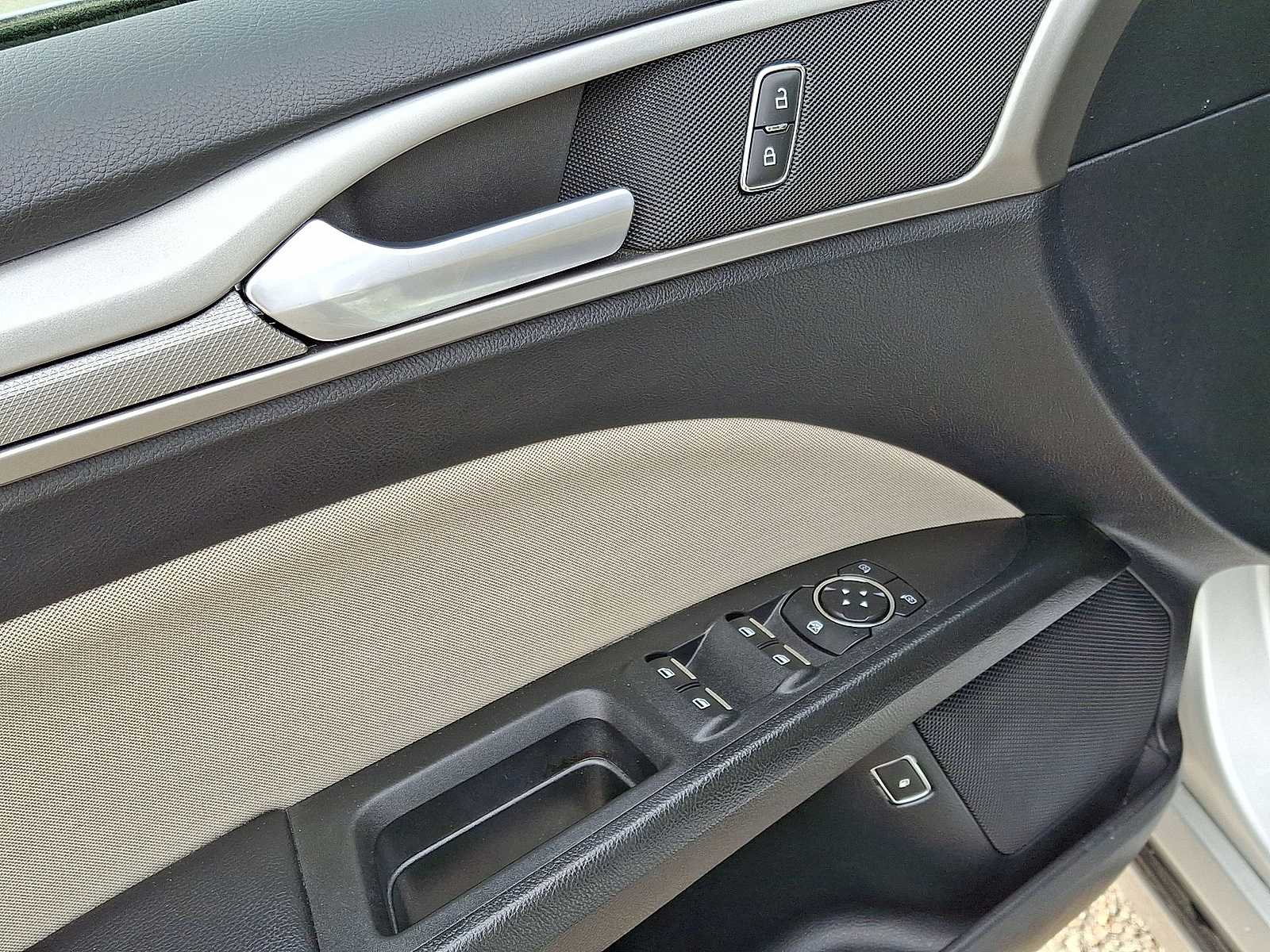 Thumbnail: 2018 Ford Fusion - 27