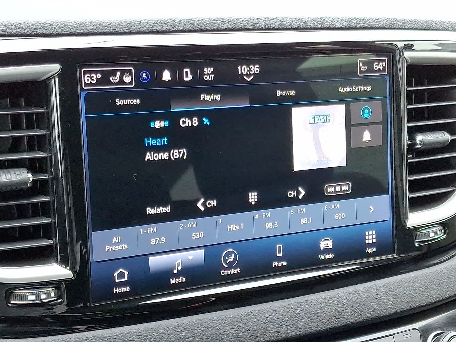 Thumbnail: 2023 Chrysler Pacifica - 16