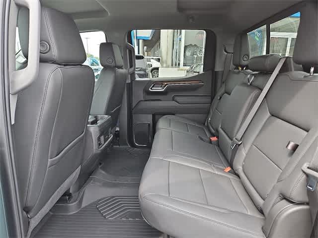 2025 Chevrolet Silverado 1500  8