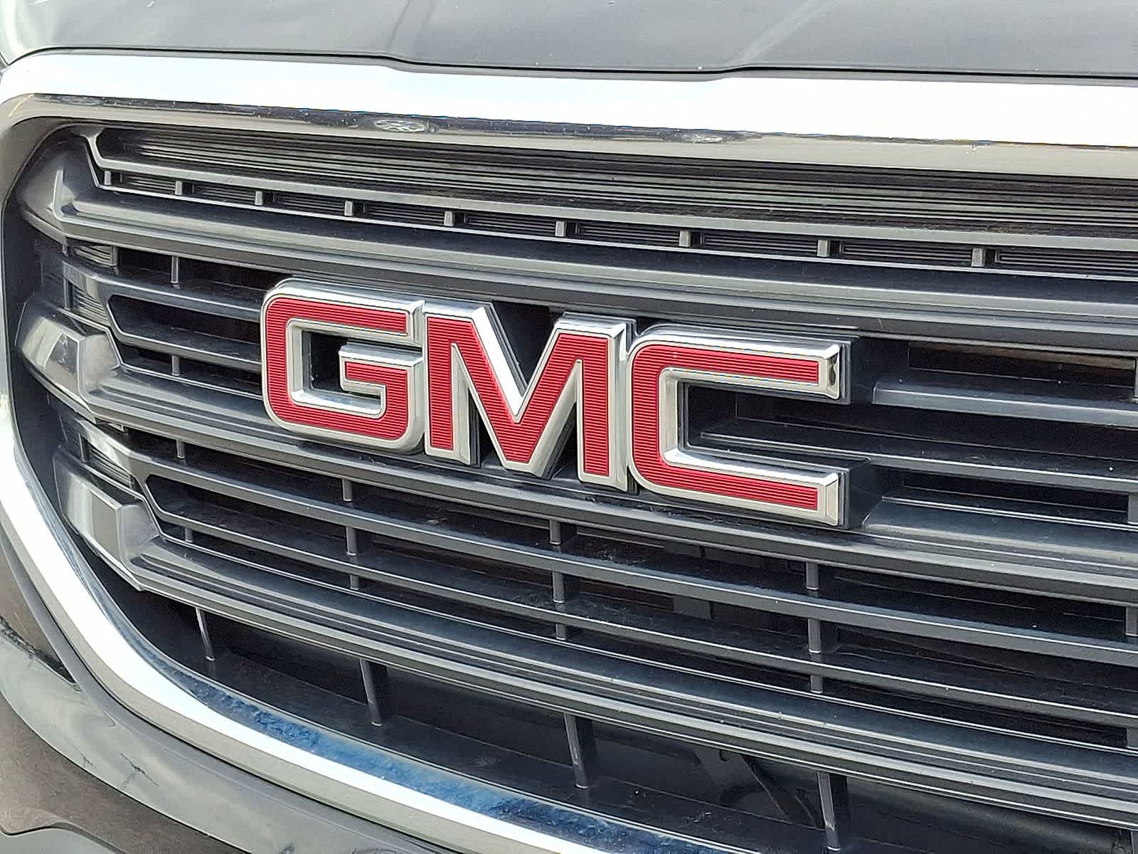 Thumbnail: 2020 GMC Terrain - 35