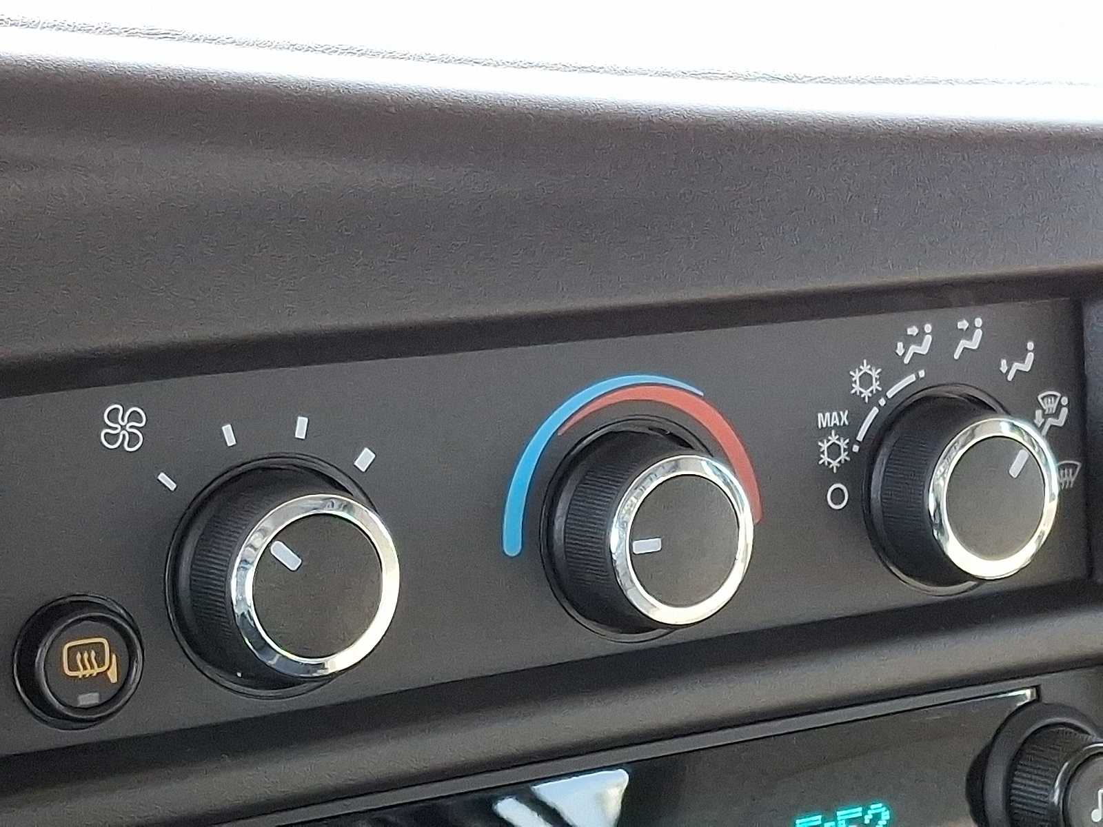 Thumbnail: 2025 Chevrolet Express - 10