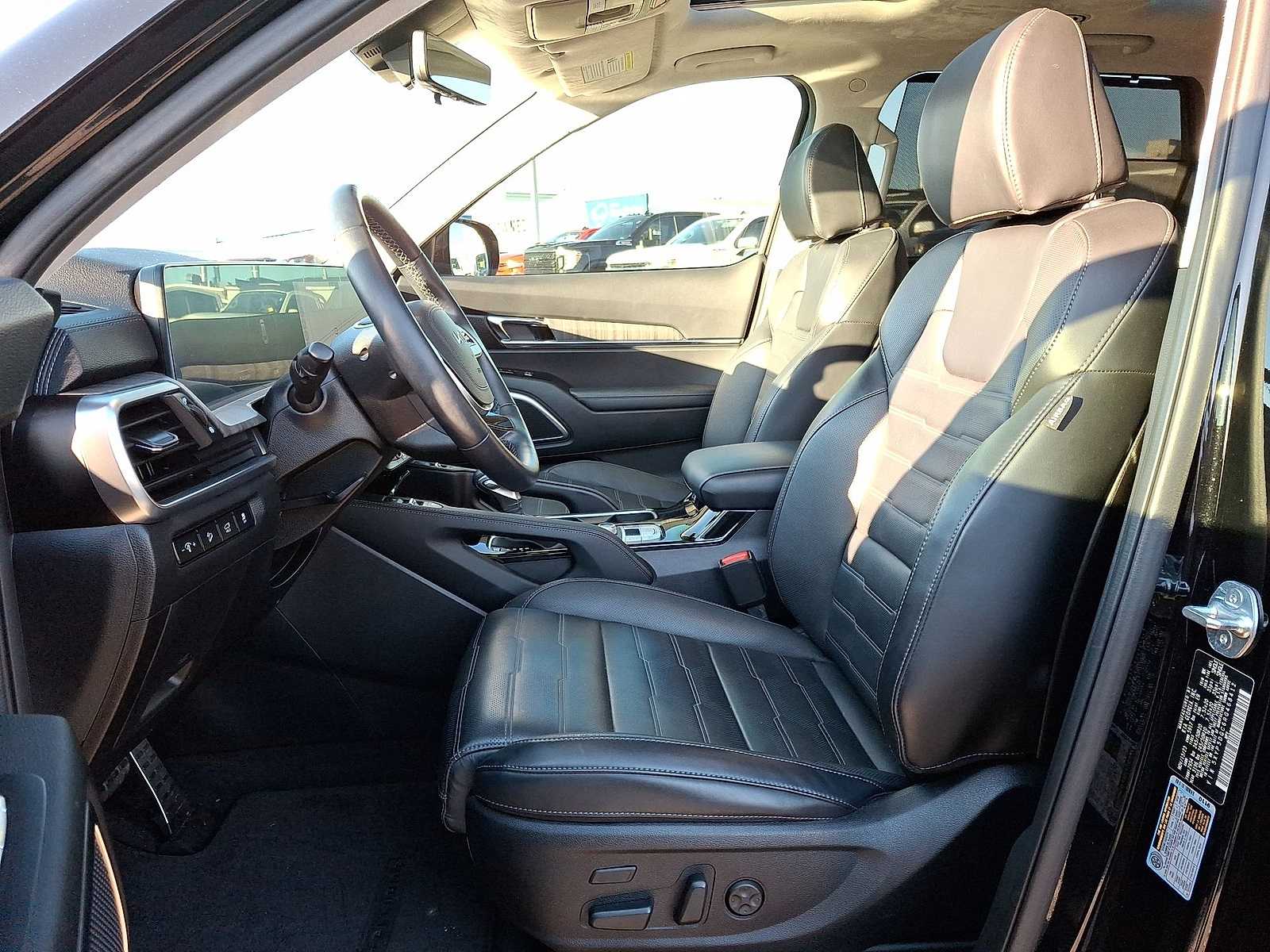 Thumbnail: 2024 Kia Telluride - 26