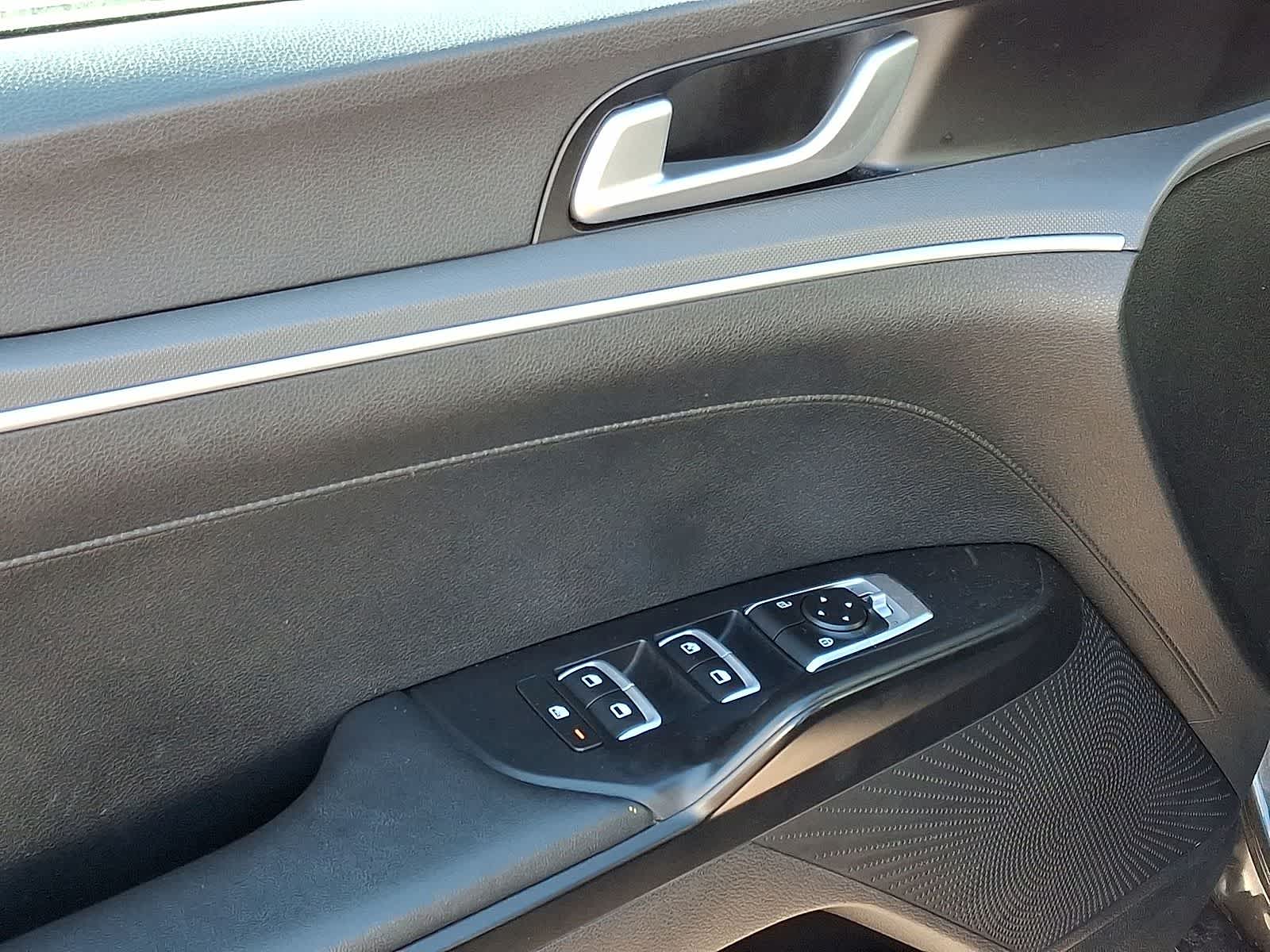 Thumbnail: 2023 Kia K5 - 27