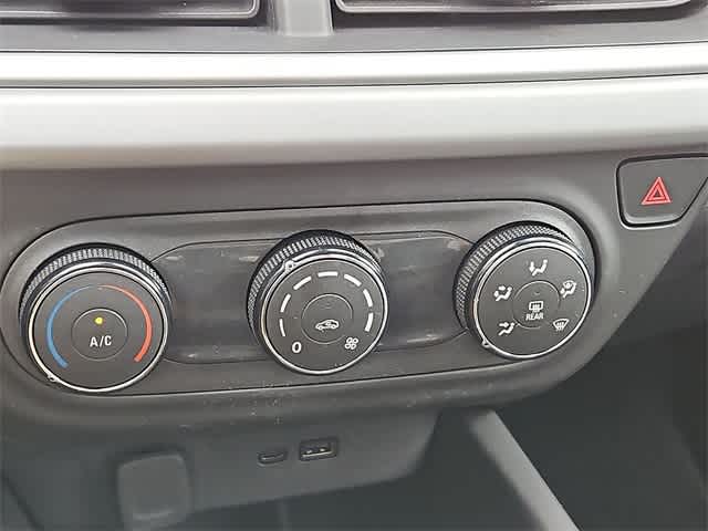 Thumbnail: 2024 Chevrolet Trax - 22