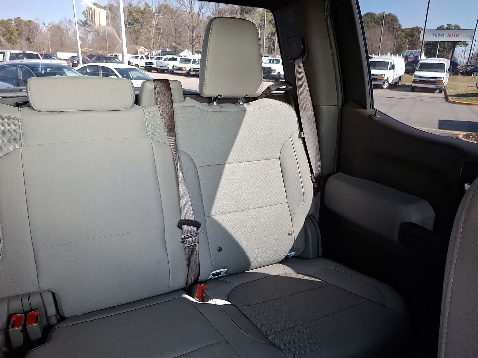 Thumbnail: 2020 Chevrolet Silverado 1500 - 15