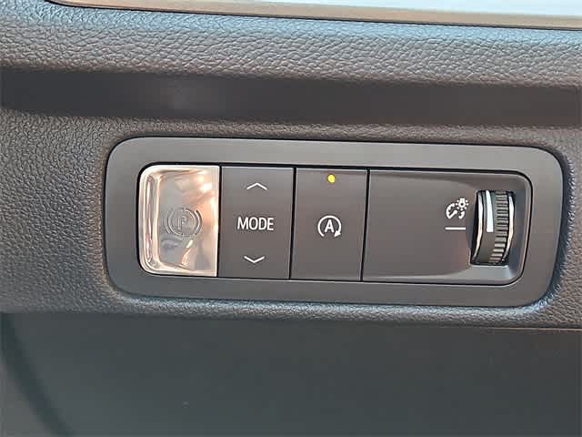 Thumbnail: 2026 Chevrolet Traverse - 21