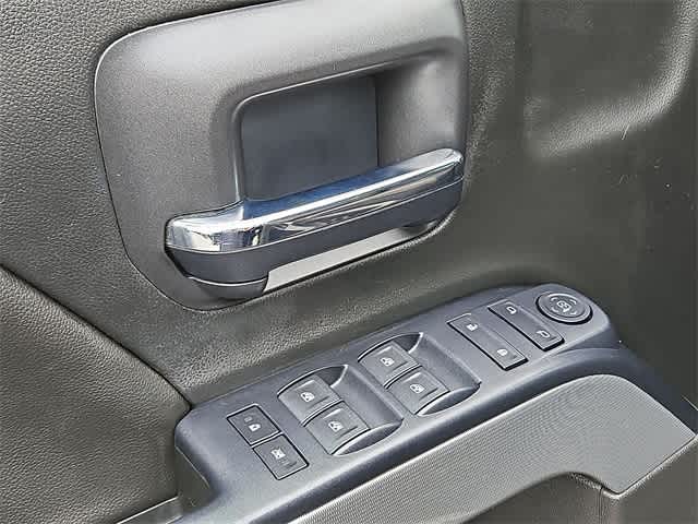 2017 Chevrolet Silverado 1500 LT 27