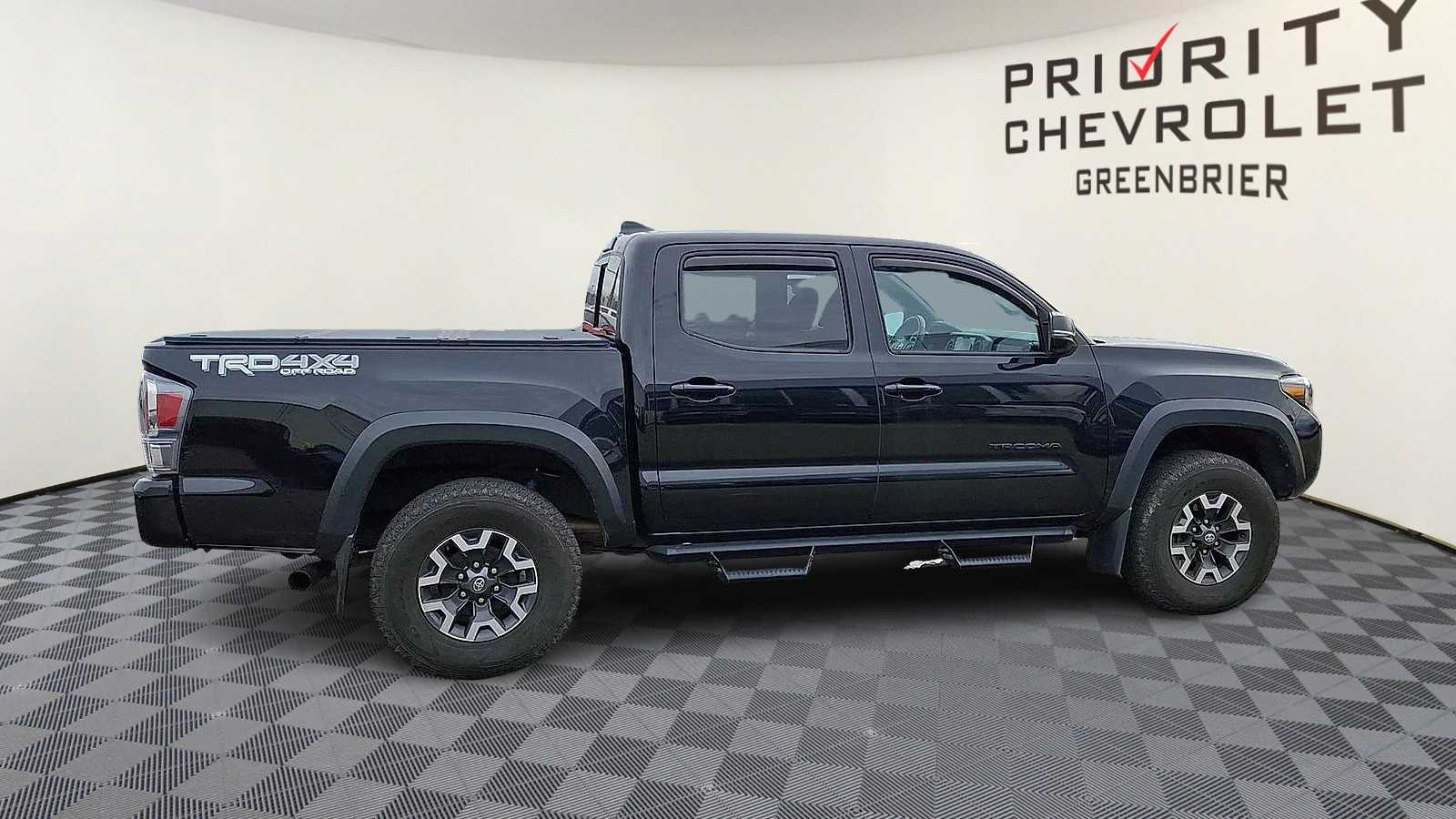 Thumbnail: 2021 Toyota Tacoma - 9