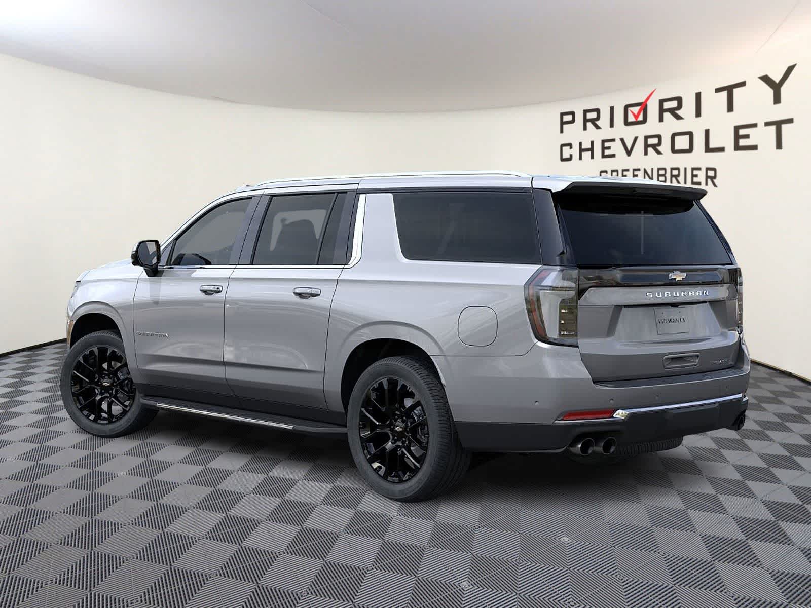 Thumbnail: 2026 Chevrolet Suburban - 3