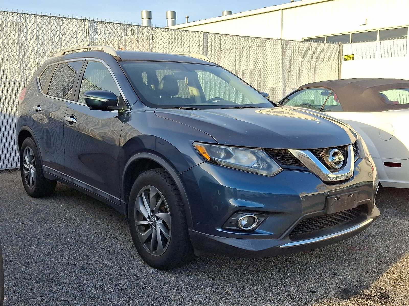 Thumbnail: 2014 Nissan Rogue - 2