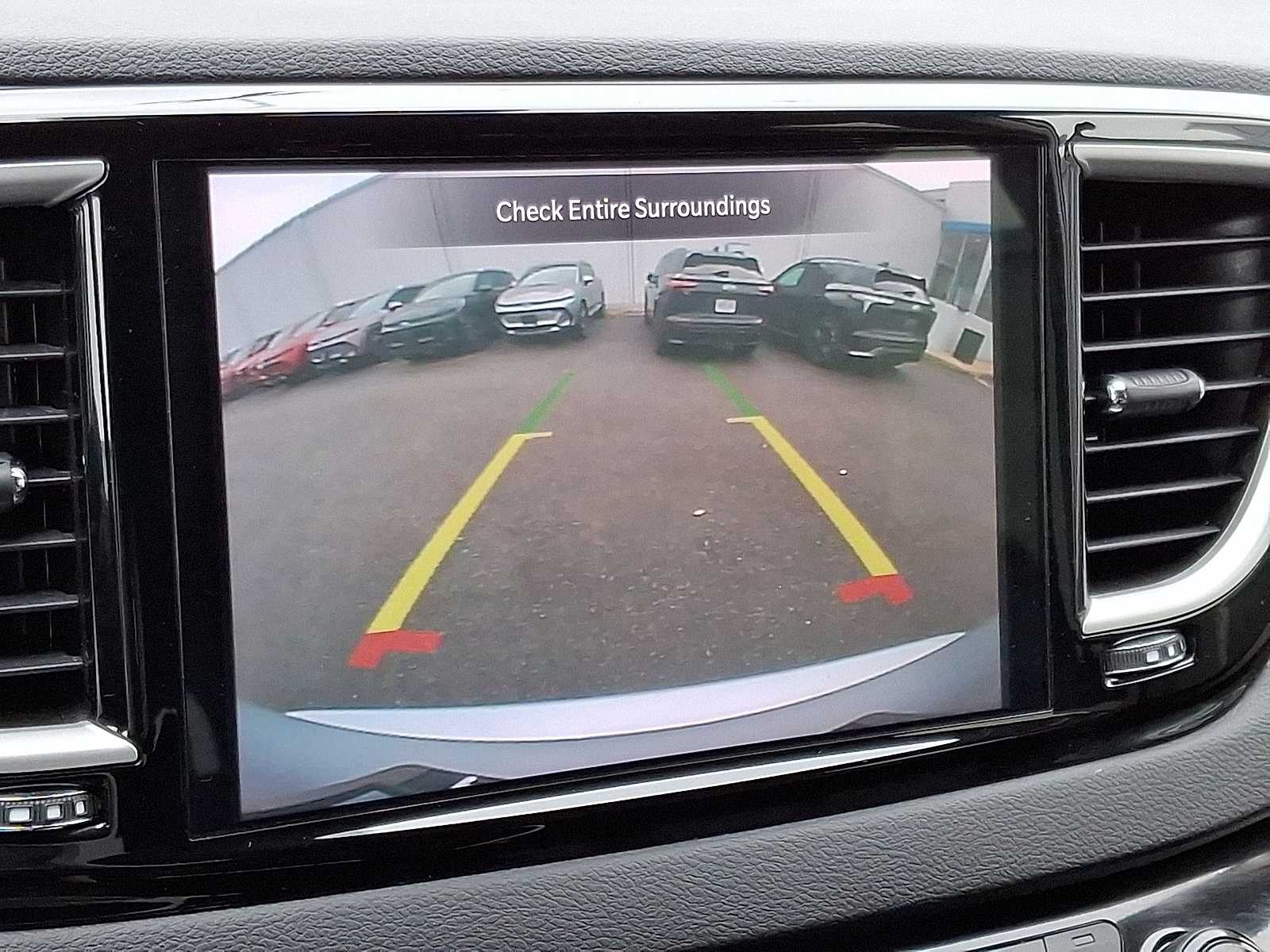 Thumbnail: 2023 Chrysler Pacifica - 17