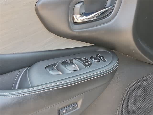 2016 Nissan Murano Platinum 29