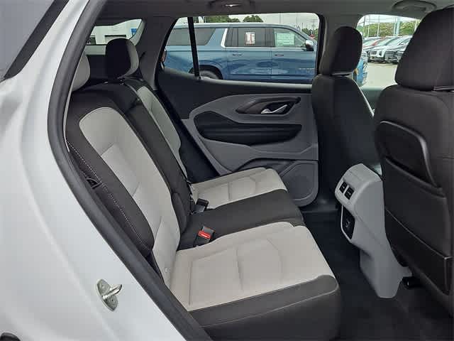 Thumbnail: 2023 GMC Terrain - 31
