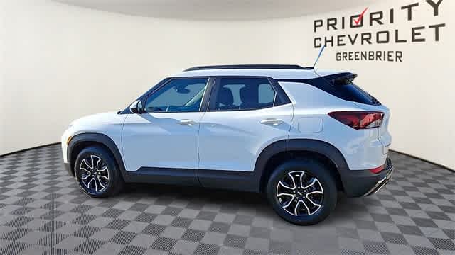 Thumbnail: 2023 Chevrolet TrailBlazer - 6