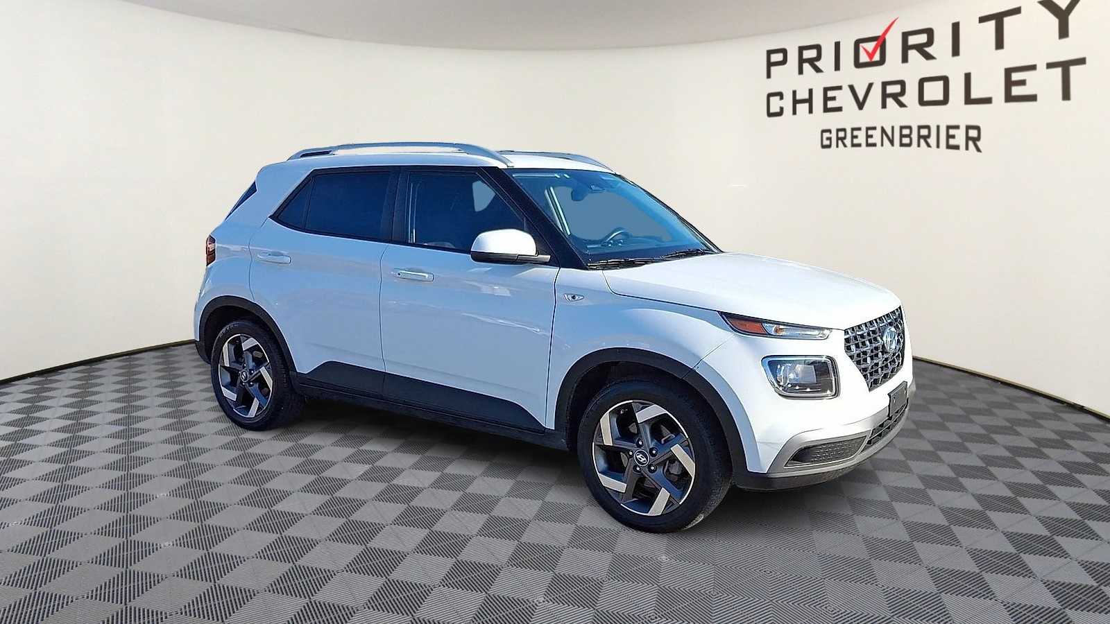 Thumbnail: 2024 Hyundai Venue - 2