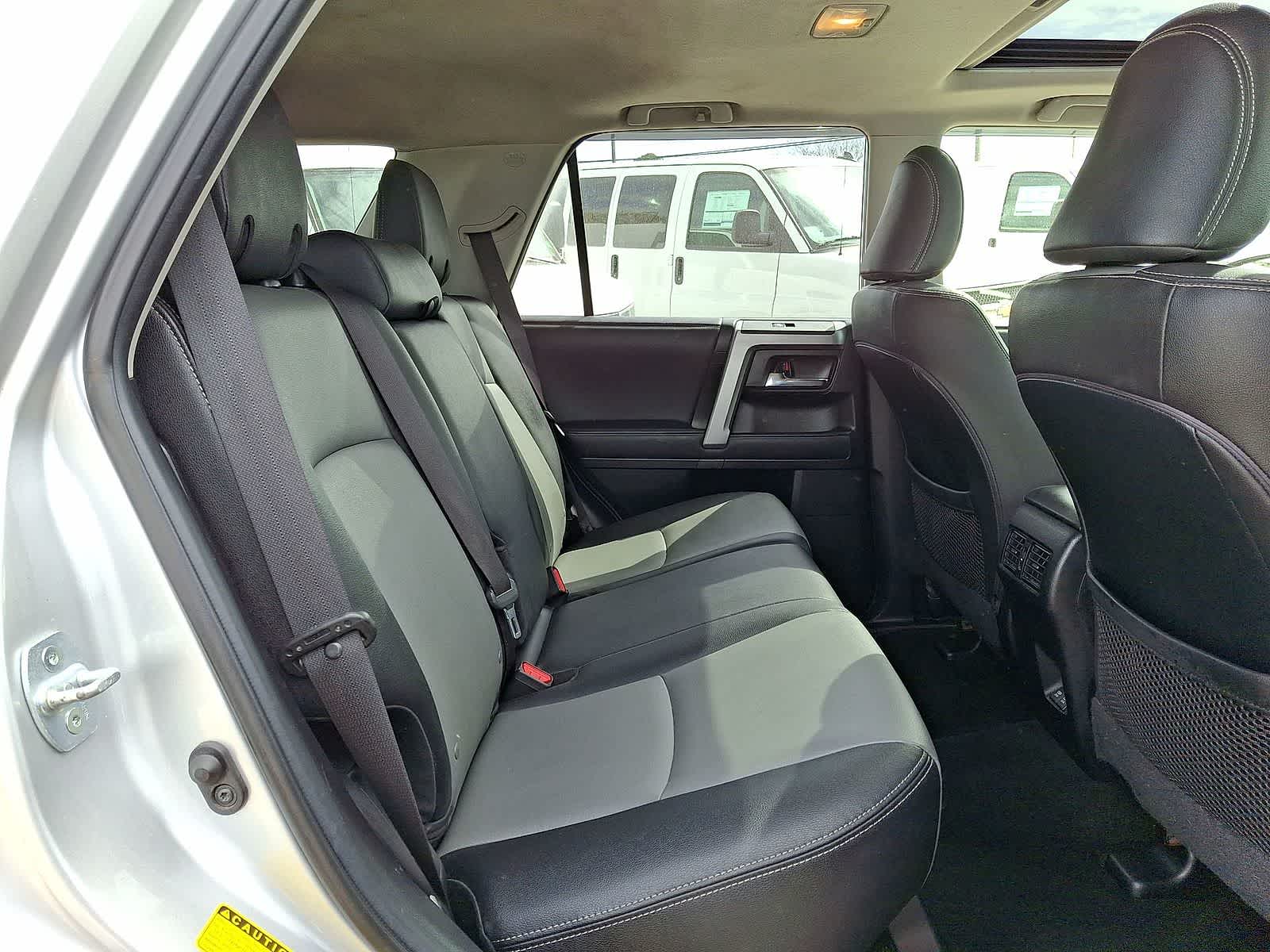 Thumbnail: 2020 Toyota 4Runner - 33