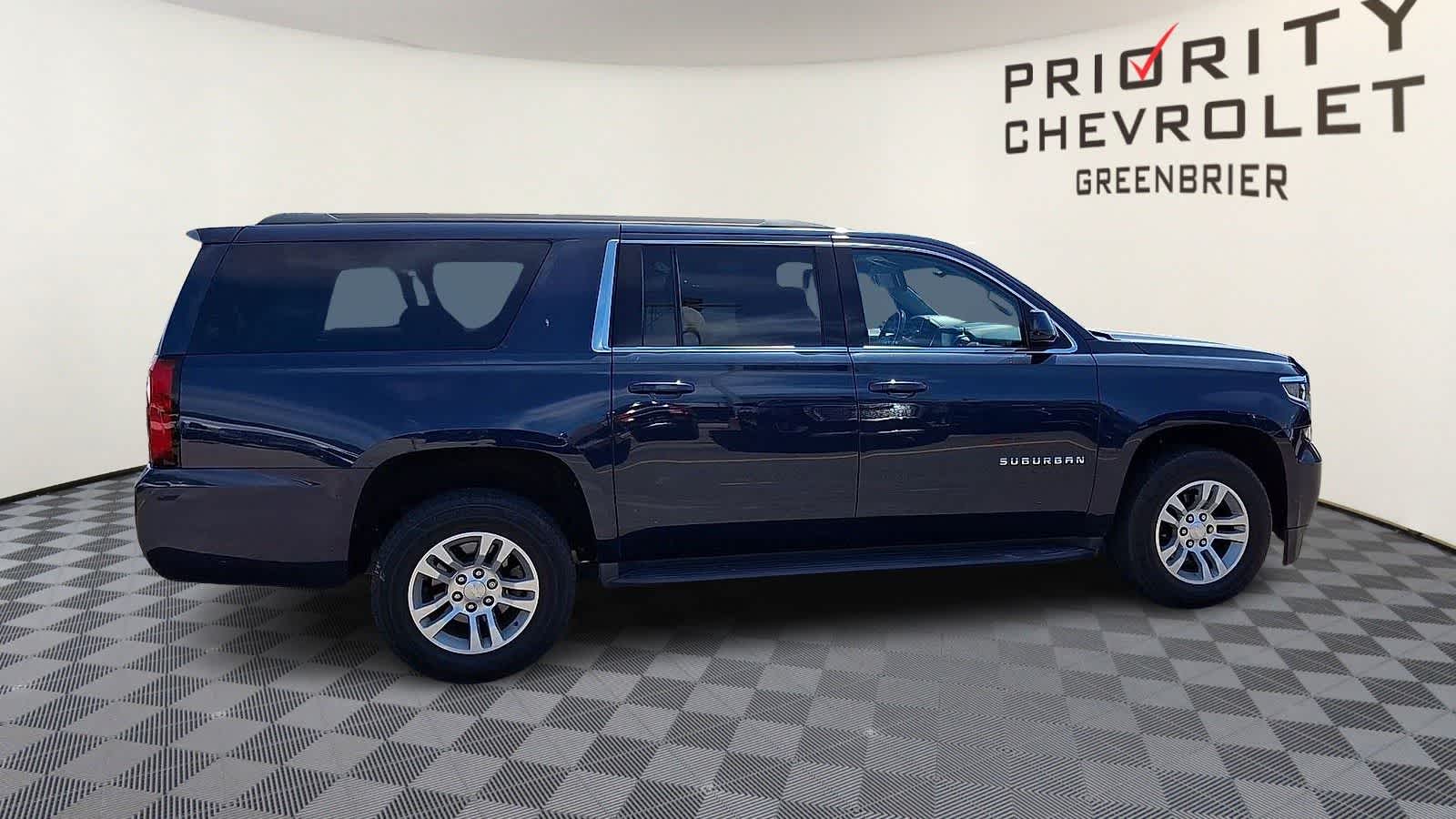 Thumbnail: 2020 Chevrolet Suburban - 9