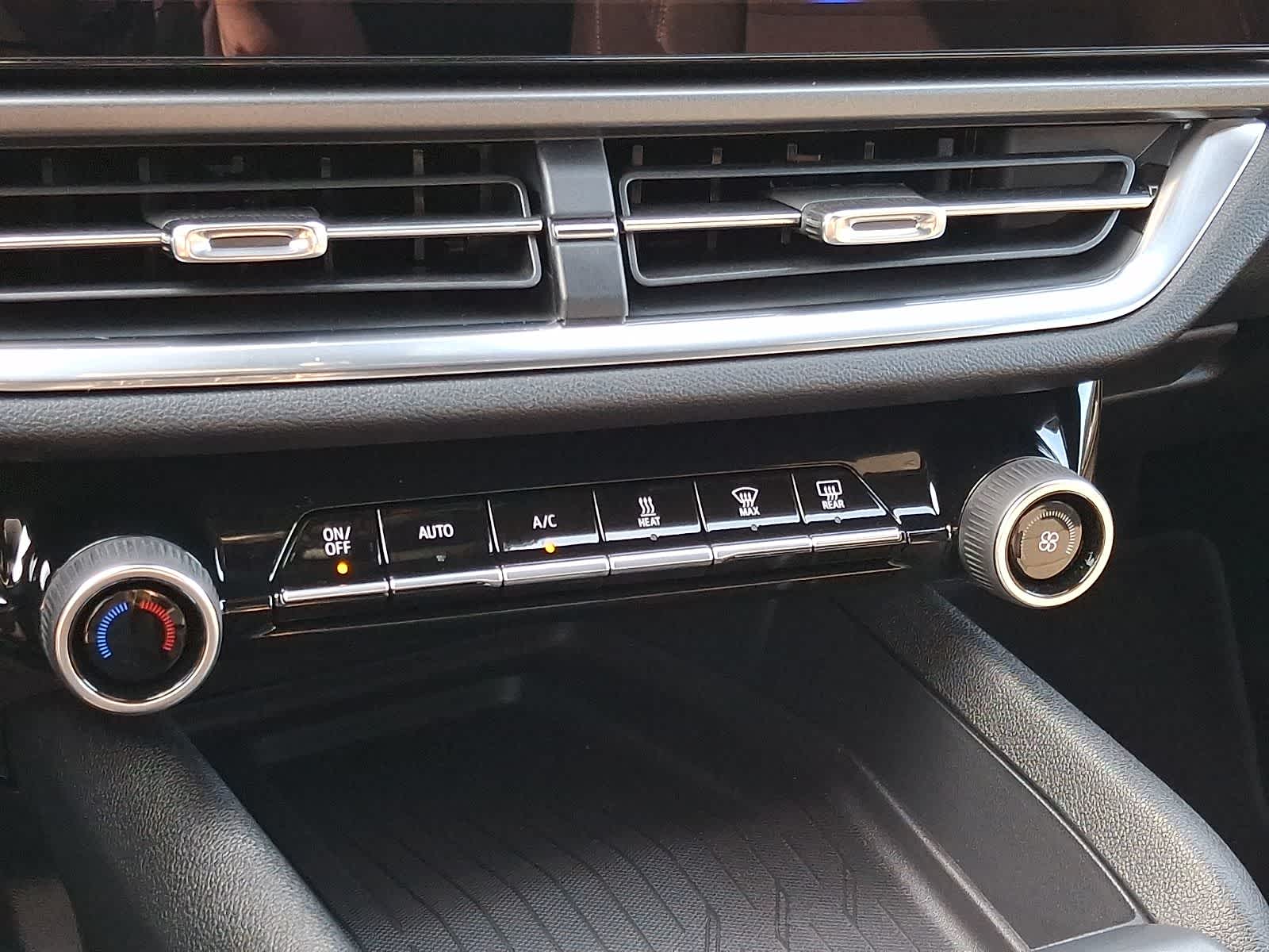 Thumbnail: 2026 Chevrolet Equinox - 13