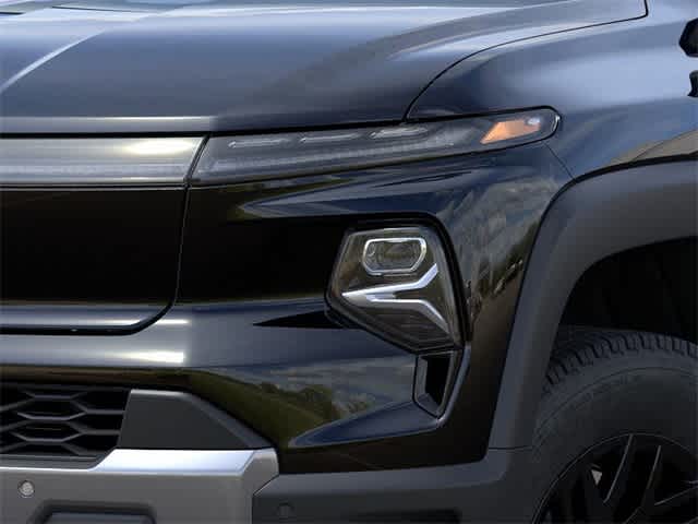 Thumbnail: 2026 Chevrolet Silverado EV - 10
