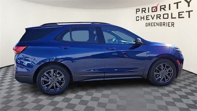 Thumbnail: 2022 Chevrolet Equinox - 9