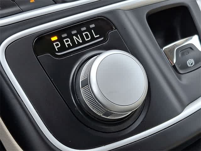 Thumbnail: 2016 Chrysler 200 - 21