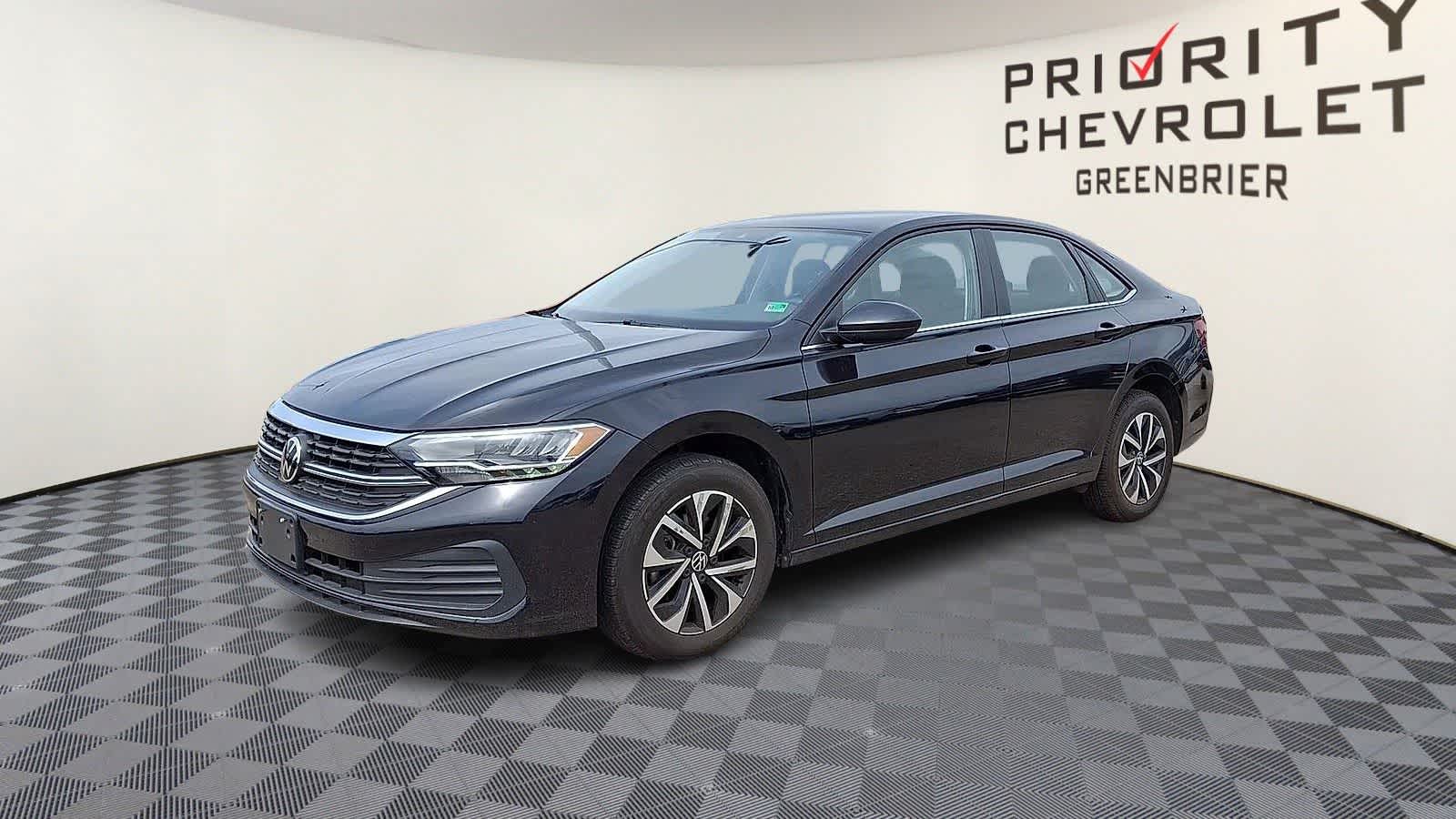 Thumbnail: 2024 Volkswagen Jetta - 4