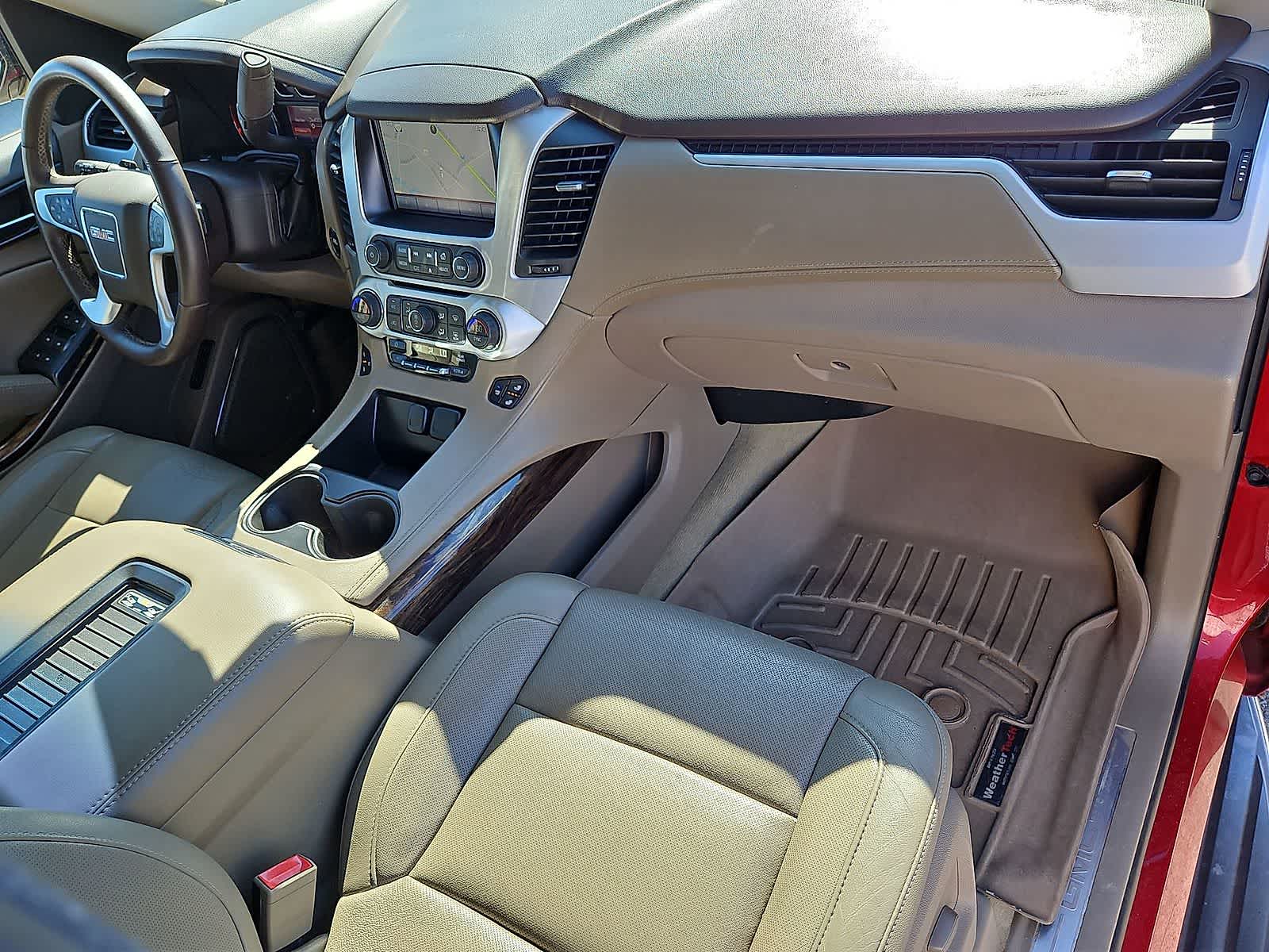 Thumbnail: 2015 GMC Yukon XL - 35
