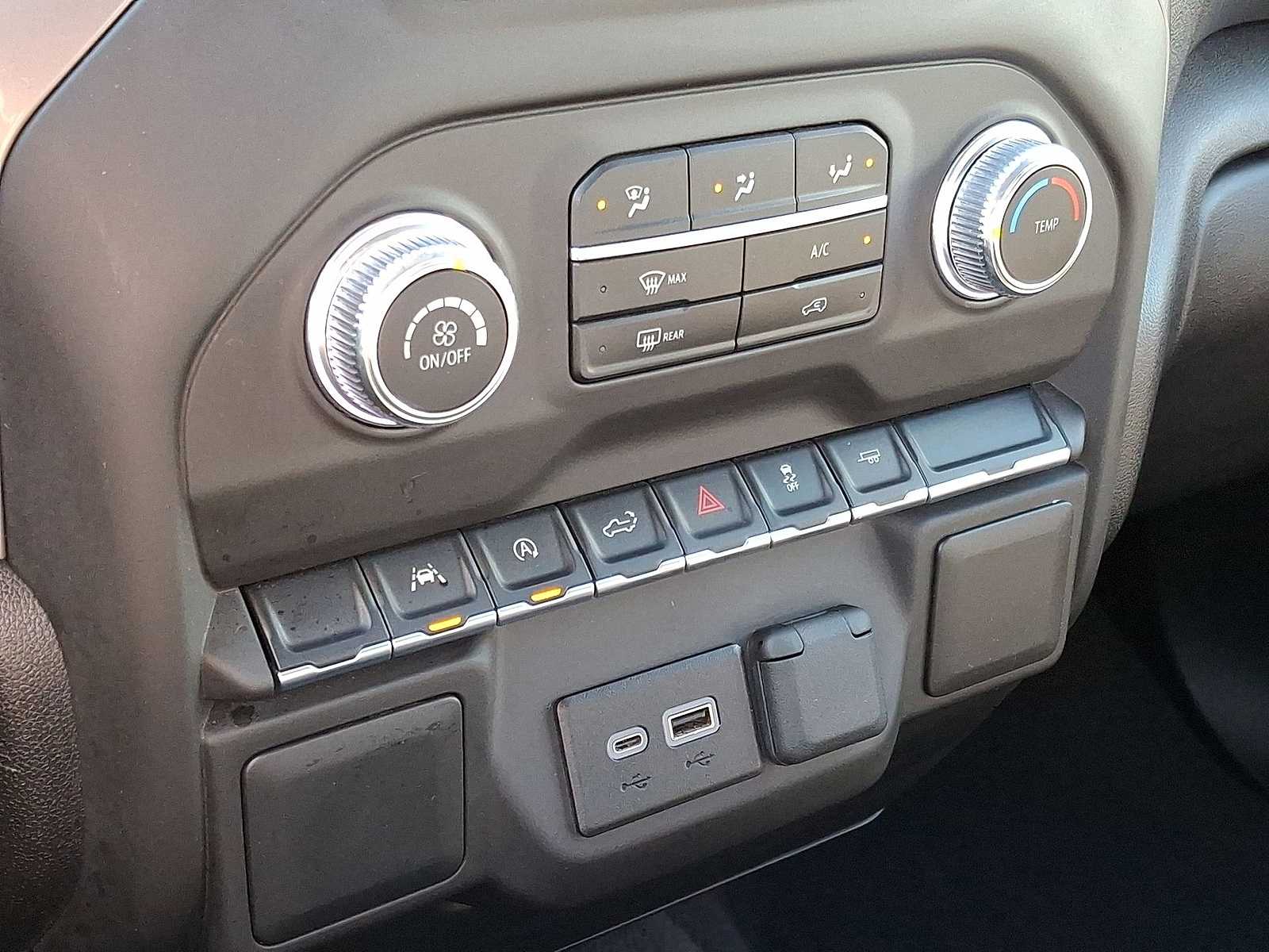 Thumbnail: 2023 GMC Sierra 1500 - 23