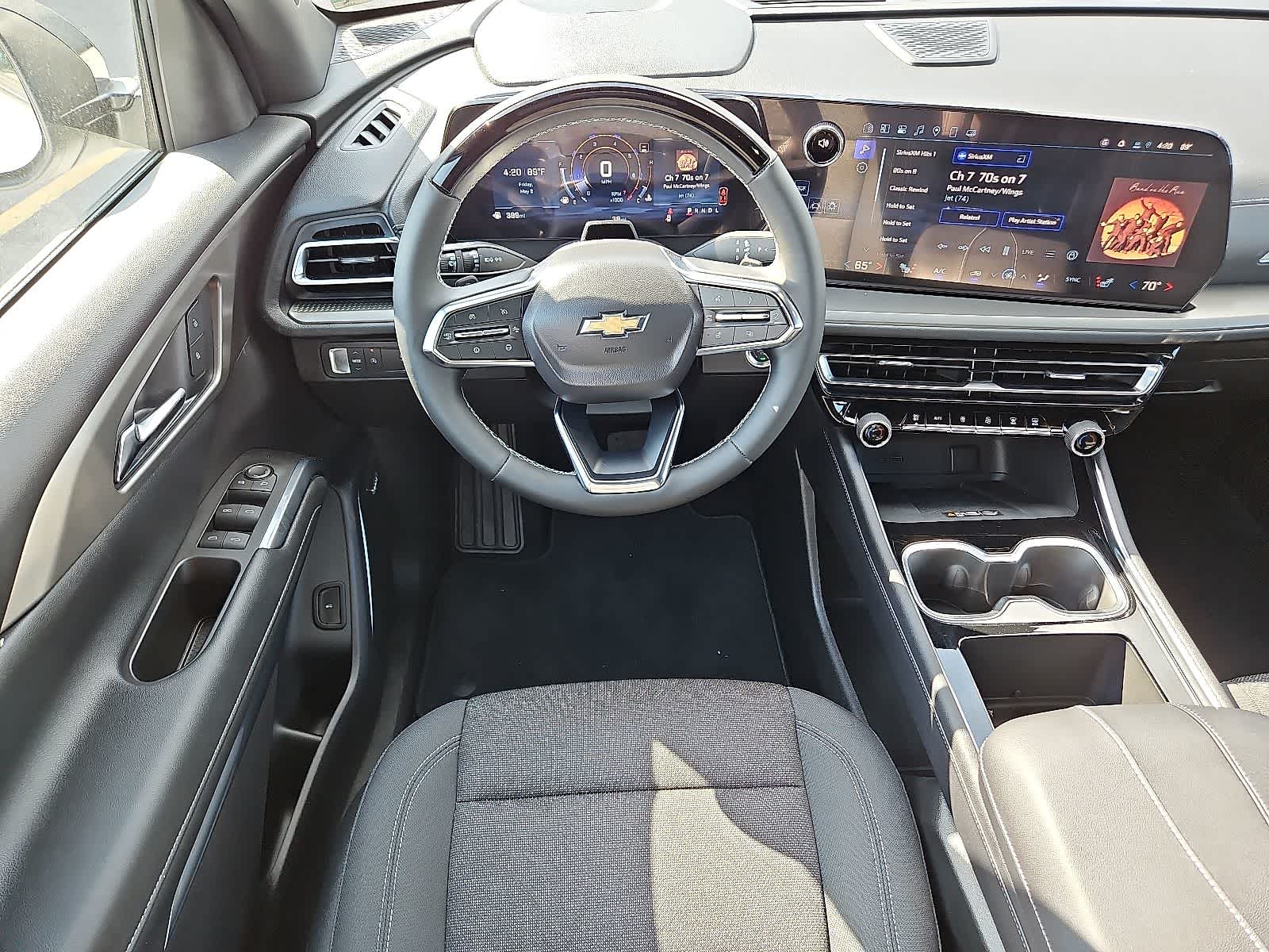 Thumbnail: 2025 Chevrolet Traverse - 8